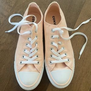 Women’s Converse